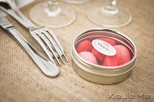 晚安心语:一个人并不孤单,想一个人才孤单 (1)